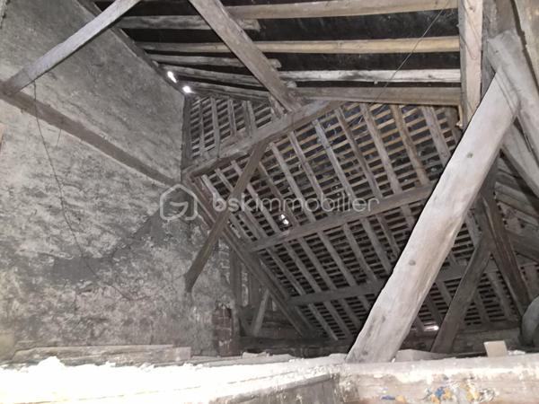 Local d'activités de 100 m²