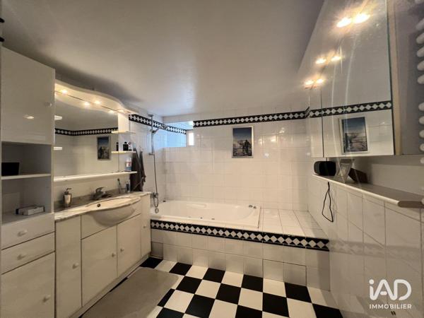 Maison à vendre 5 pièces 193 m² Valserhône