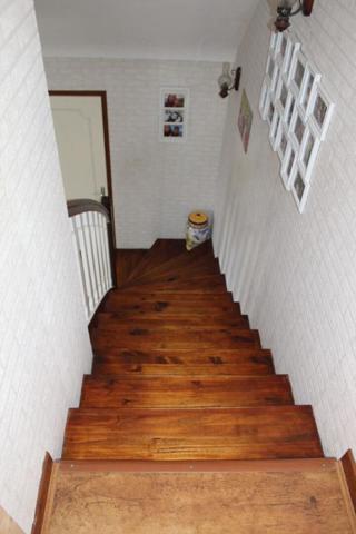 Côtes d'Armor 22190 Plérin maison d'architecte 7 chambres, sous-sol total, terrasse exposée Sud, terrain