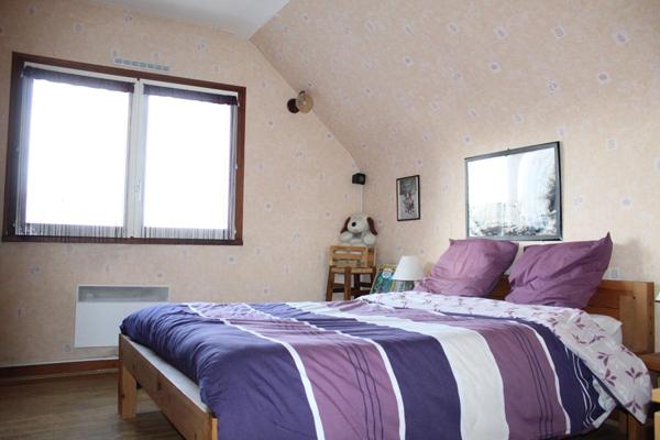 Côtes d'Armor 22190 Plérin maison d'architecte 7 chambres, sous-sol total, terrasse exposée Sud, terrain