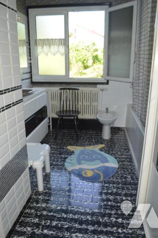 Bellefontaine : maison avec 3 appartements