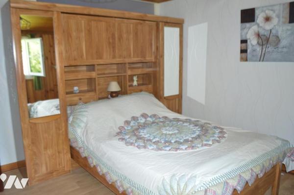 Bellefontaine : maison avec 3 appartements