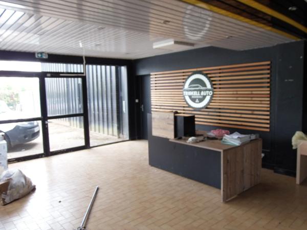 Locaux professionels et terrain à vendre DOUARNENEZ (29)