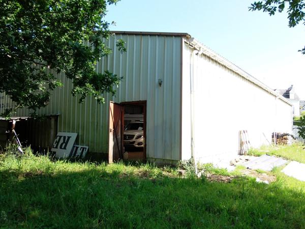 Locaux professionels et terrain à vendre DOUARNENEZ (29)