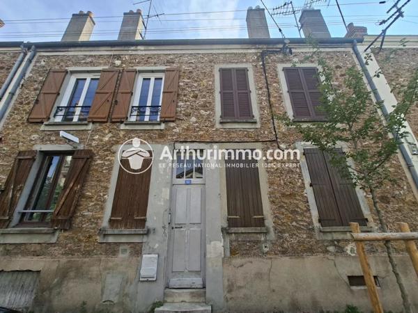 Vente                                                      Appartement
                        
                     3 pièces                      54 m2                     à Corbeil-Essonnes