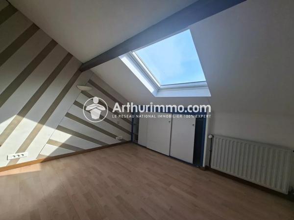 Vente                                                      Appartement
                        
                     3 pièces                      54 m2                     à Corbeil-Essonnes