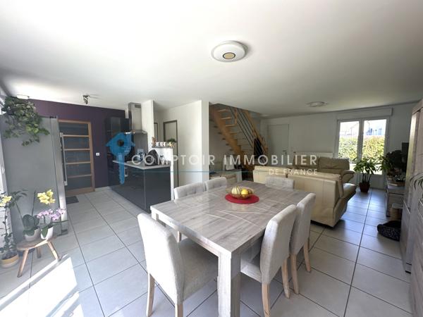 Maison
                                                                                                                                                                                                                                                                                                                        4 pièce(s)                                                                                                                                                                                                          3 chambre(s)                                                                                                                                                                                                          90  m²