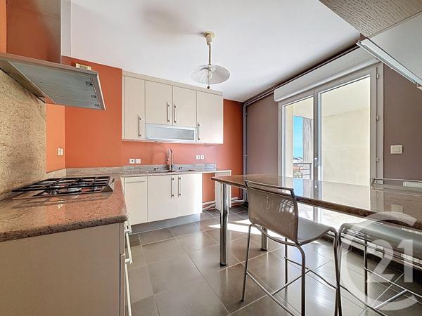 Appartement F6 à vendre  6 pièces - 111,09 m2 CLERMONT FERRAND - 63