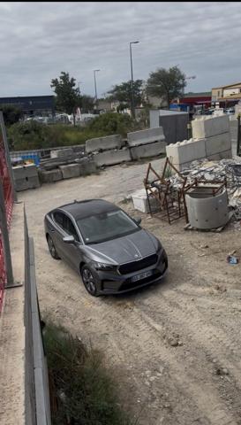 À vendre - Local commercial 417 m² situé à Miramas (13140)