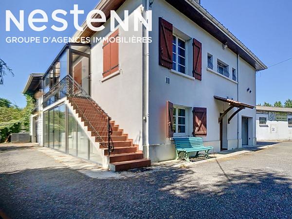 A vendre Maison de 181 m2, 4 chambres + Hangar et bureau, ideal pour un artisan à Calignac