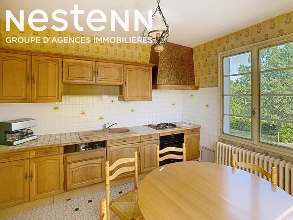 A vendre Maison de 181 m2, 4 chambres + Hangar et bureau, ideal pour un artisan à Calignac