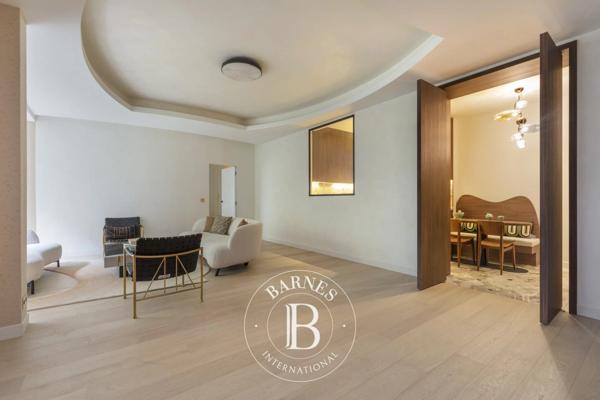 Paris 8ème, Appartement 2 Chambres -  148 m² à vendre