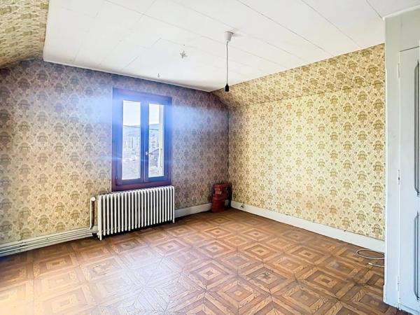 A Vendre Maison à rénover – idéal investisseurs ou famille –fort potentiel à Ambilly (74)