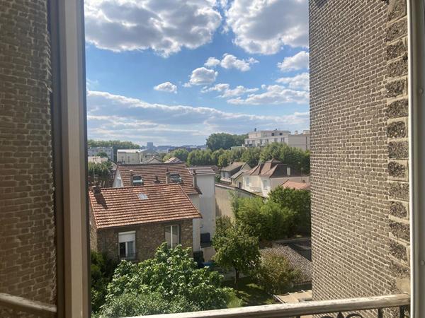 superbe 2 pièces de 36 m² style parisien dans immeuble ancien plein charme