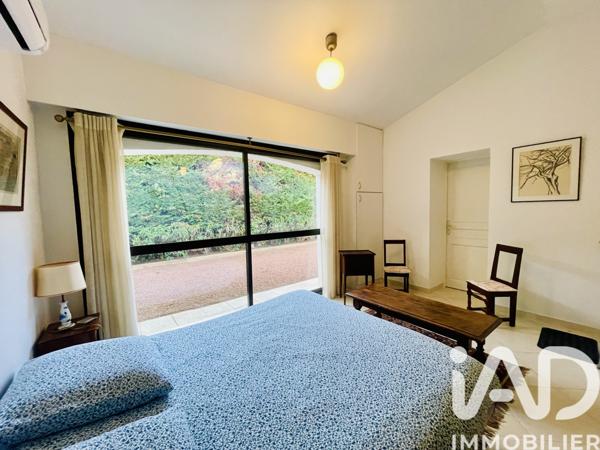 Maison à vendre 4 pièces 142 m² Saint-Raphaël