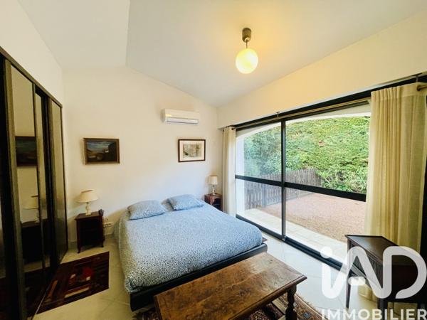 Maison à vendre 4 pièces 142 m² Saint-Raphaël