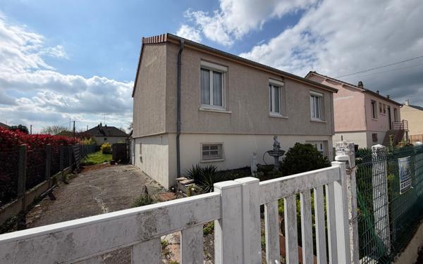 Maison à vendre    3 pièces • 61,45 m2 Luisant