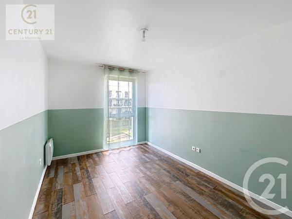 Appartement F4 à vendre  4 pièces - 83,41 m2 MANTES LA JOLIE - 78