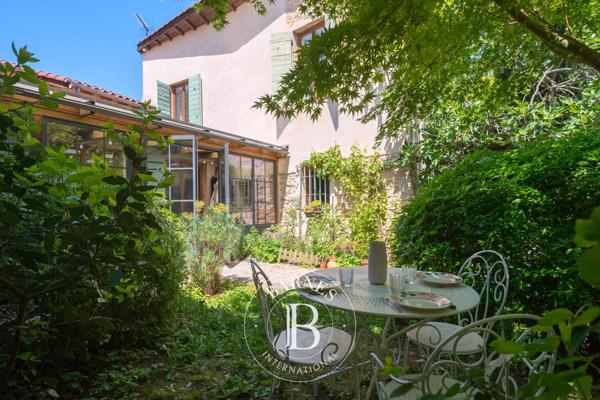 Saint-Didier-au-Mont-d'Or, Maison de village 2 Chambres -  69 m² à vendre