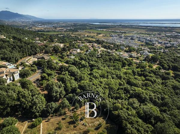 Bastia, Terrain constructible  4 000 m² à vendre