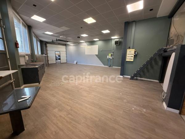 Atelier avec bureau et appartement à créer