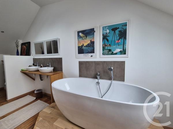 Maison à vendre  4 pièces - 171,14 m2 ST JACUT DE LA MER - 22