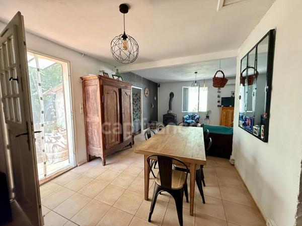 Maison de plain-pied à vendre 4 pièces LAURIS (84) 79 m2 jardin 400 m2 piscine