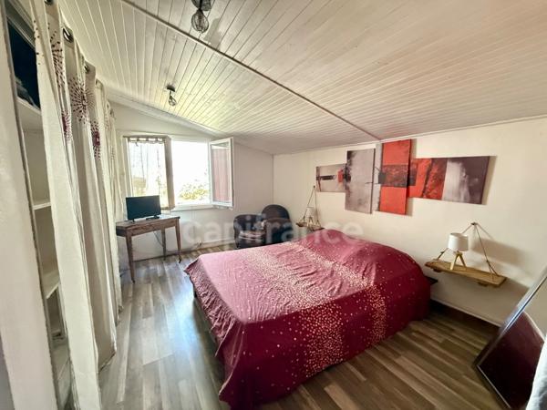 Maison de plain-pied à vendre 4 pièces LAURIS (84) 79 m2 jardin 400 m2 piscine