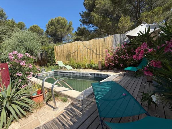 Maison de plain-pied à vendre 4 pièces LAURIS (84) 79 m2 jardin 400 m2 piscine