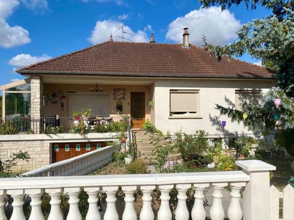 Maison individuelle à Pierre de Bresse 3 pièces 87 m2 avec jardin de 933m2- 150'000