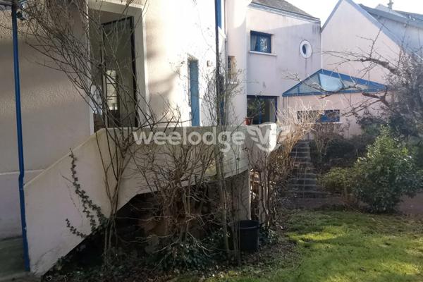 Maison à vendre 6 pièces de 170 m² à Châteauroux