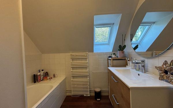 Maison à vendre    4 pièces • 95 m2 Vaux-le-Pénil