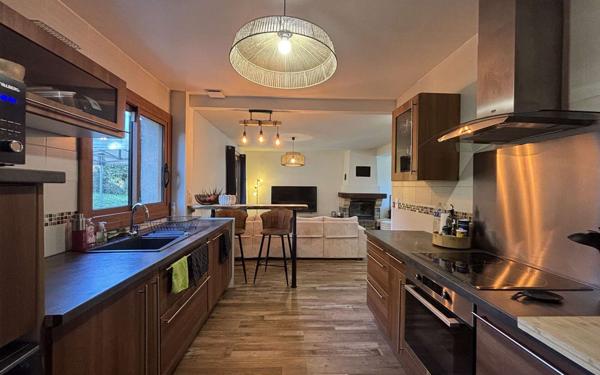 Maison à vendre    4 pièces • 95 m2 Vaux-le-Pénil