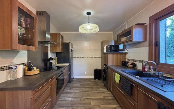 Maison à vendre    4 pièces • 95 m2 Vaux-le-Pénil