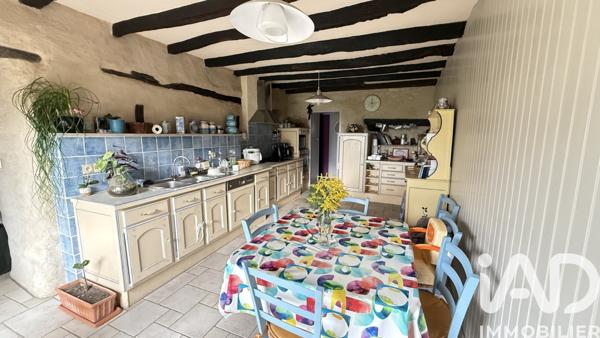 Maison à vendre 10 pièces 271 m² Saint-Méen-le-Grand