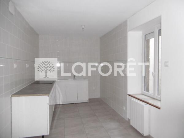 Location appartement Bourg-en-Bresse - 2 pièce(s) - 40 m² - 491 €/mois