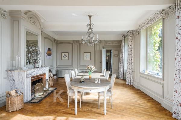 Ancien couvent et son parc de 2 Ha.