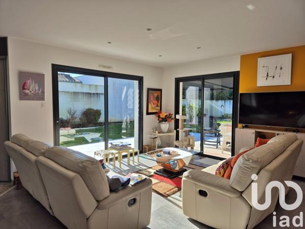 Maison à vendre 7 pièces 192 m² Dompierre-sur-Mer