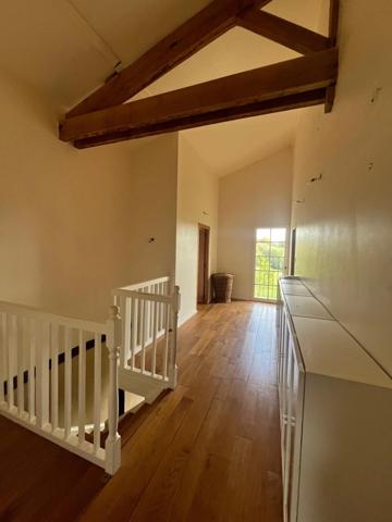 MARCIAC (32) 10 min, VUE EXCEPTIONNELLE, cachée, sans nuisance, TRES BELLE PROPRIETE sans travaux, piscine, ECONOMIQUE, écologique , geothermie, dependances,