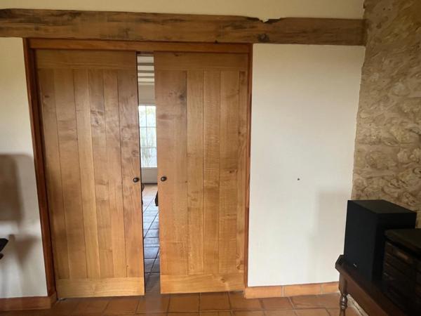 MARCIAC (32) 10 min, VUE EXCEPTIONNELLE, cachée, sans nuisance, TRES BELLE PROPRIETE sans travaux, piscine, ECONOMIQUE, écologique , geothermie, dependances,