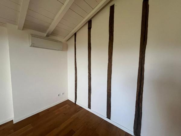 MARCIAC (32) 10 min, VUE EXCEPTIONNELLE, cachée, sans nuisance, TRES BELLE PROPRIETE sans travaux, piscine, ECONOMIQUE, écologique , geothermie, dependances,