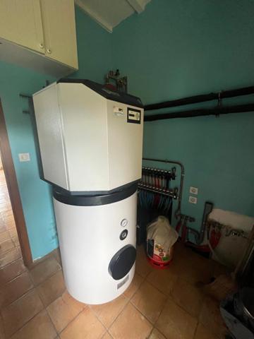 MARCIAC (32) 10 min, VUE EXCEPTIONNELLE, cachée, sans nuisance, TRES BELLE PROPRIETE sans travaux, piscine, ECONOMIQUE, écologique , geothermie, dependances,