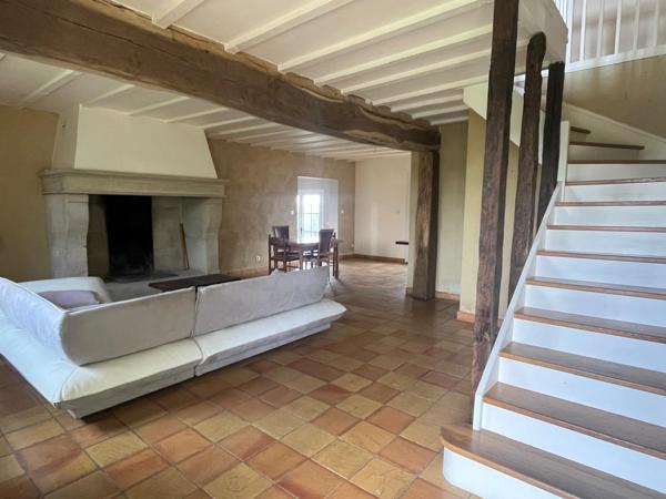 MARCIAC (32) 10 min, VUE EXCEPTIONNELLE, cachée, sans nuisance, TRES BELLE PROPRIETE sans travaux, piscine, ECONOMIQUE, écologique , geothermie, dependances,