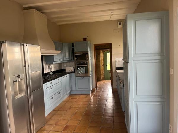 MARCIAC (32) 10 min, VUE EXCEPTIONNELLE, cachée, sans nuisance, TRES BELLE PROPRIETE sans travaux, piscine, ECONOMIQUE, écologique , geothermie, dependances,