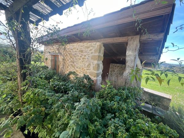 MARCIAC (32) 10 min, VUE EXCEPTIONNELLE, cachée, sans nuisance, TRES BELLE PROPRIETE sans travaux, piscine, ECONOMIQUE, écologique , geothermie, dependances,