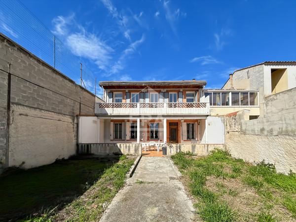 MARSEILLE 15EME - Maison T4 de 128m2, sur une parcelle