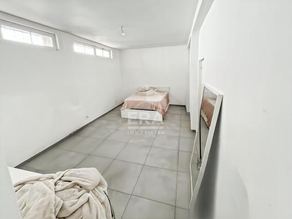 MARSEILLE 15EME - Maison T4 de 128m2, sur une parcelle