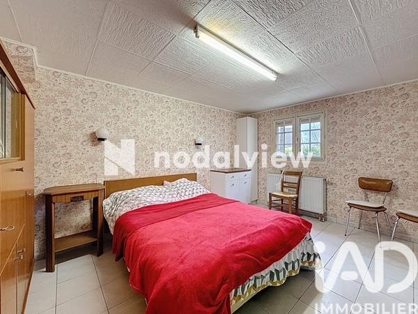 Maison à vendre 9 pièces 181 m² Laroche-Saint-Cydroine