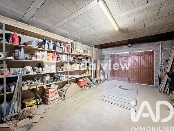 Maison à vendre 9 pièces 181 m² Laroche-Saint-Cydroine
