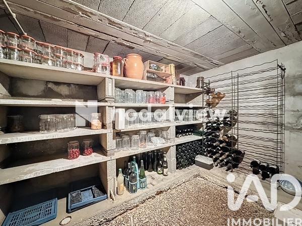 Maison à vendre 9 pièces 181 m² Laroche-Saint-Cydroine